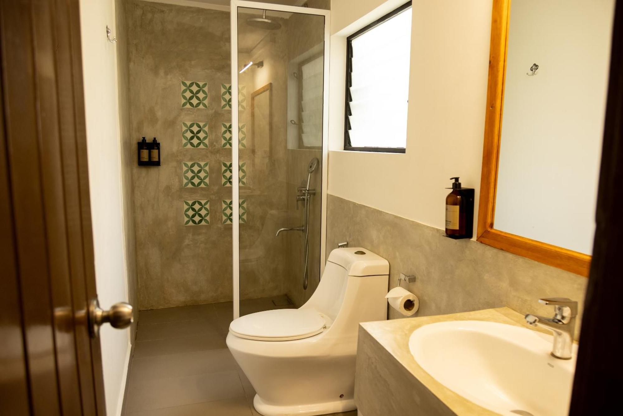 Neevana Hotel Hikkaduwa Oda fotoğraf